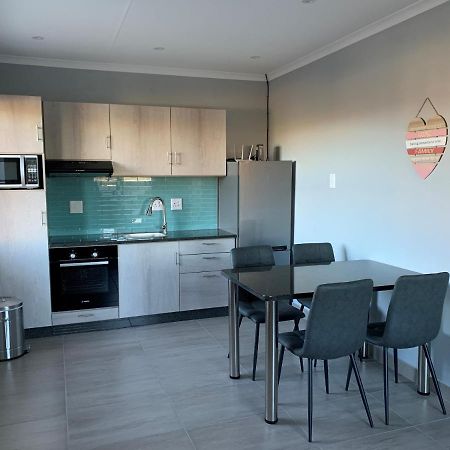 Elephant House, 2 Bedroom House, Next To Pilanesberg And Sun City Mogwase Exterior foto