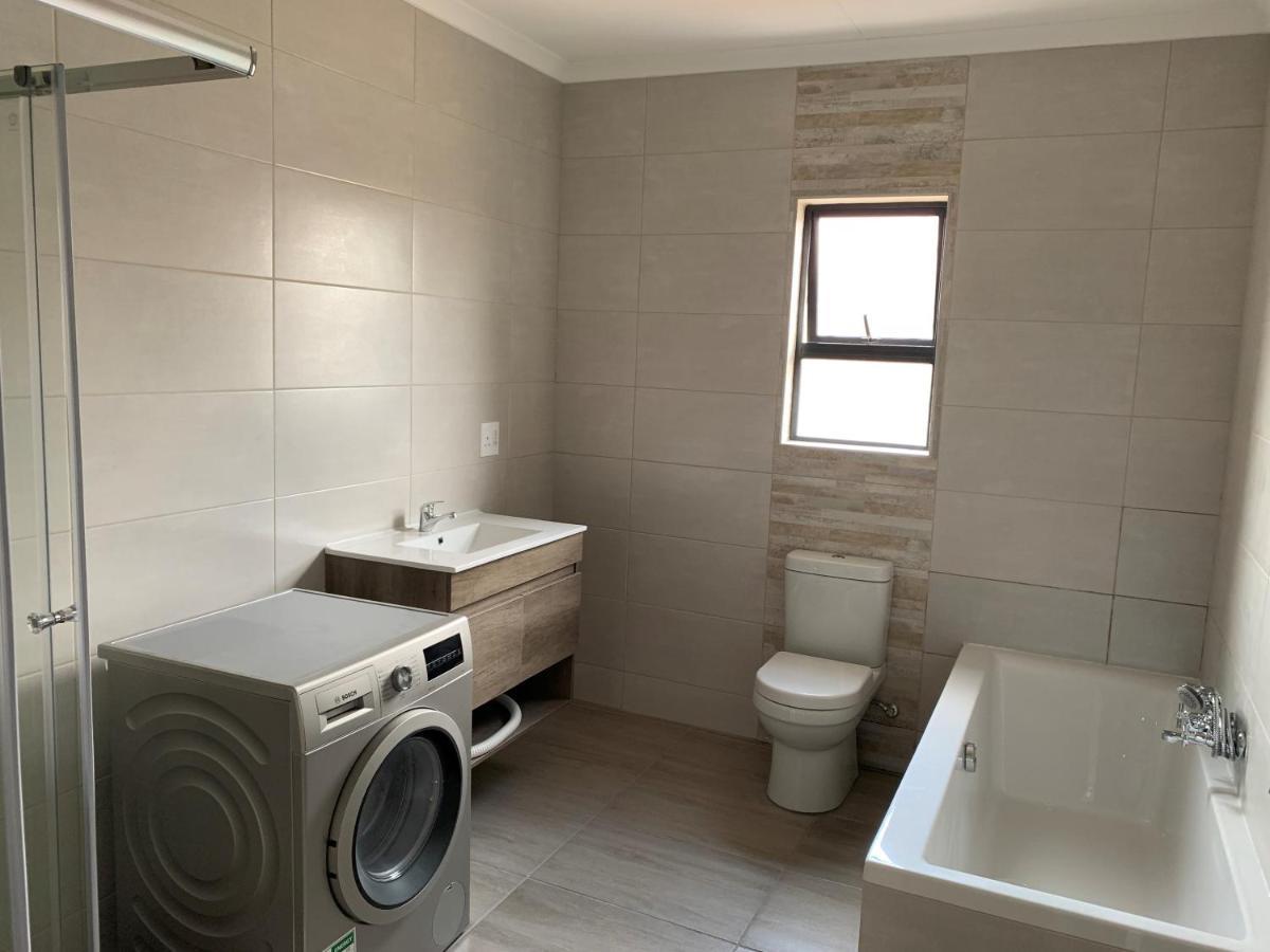 Elephant House, 2 Bedroom House, Next To Pilanesberg And Sun City Mogwase Exterior foto