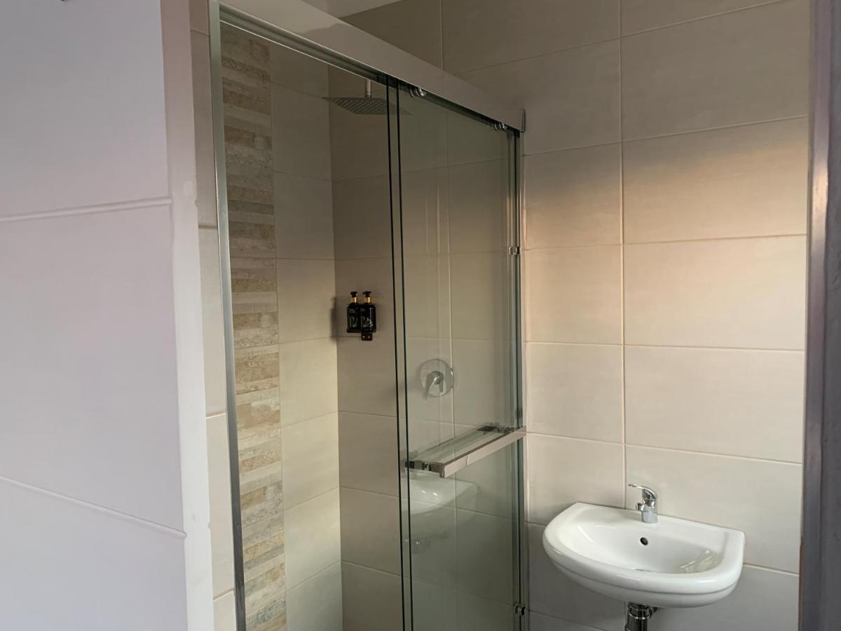 Elephant House, 2 Bedroom House, Next To Pilanesberg And Sun City Mogwase Exterior foto