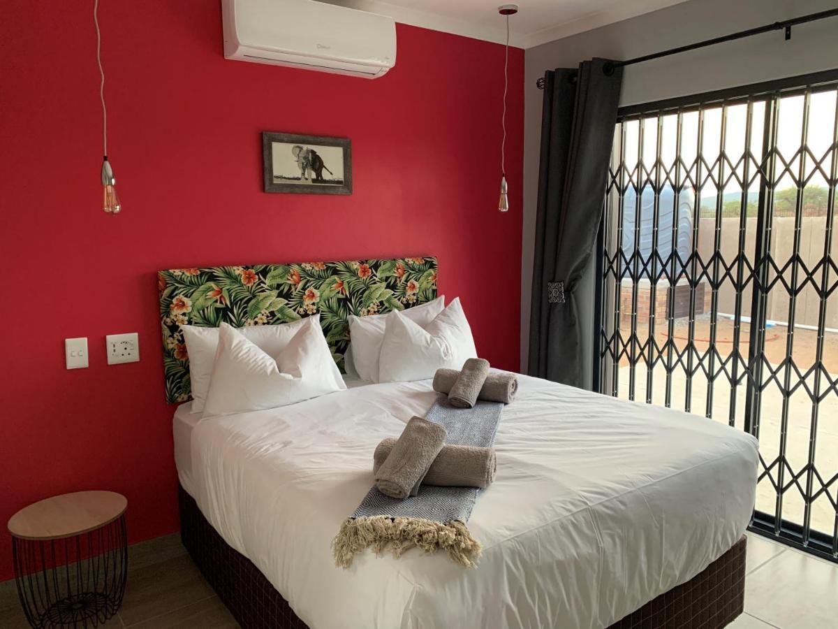 Elephant House, 2 Bedroom House, Next To Pilanesberg And Sun City Mogwase Exterior foto